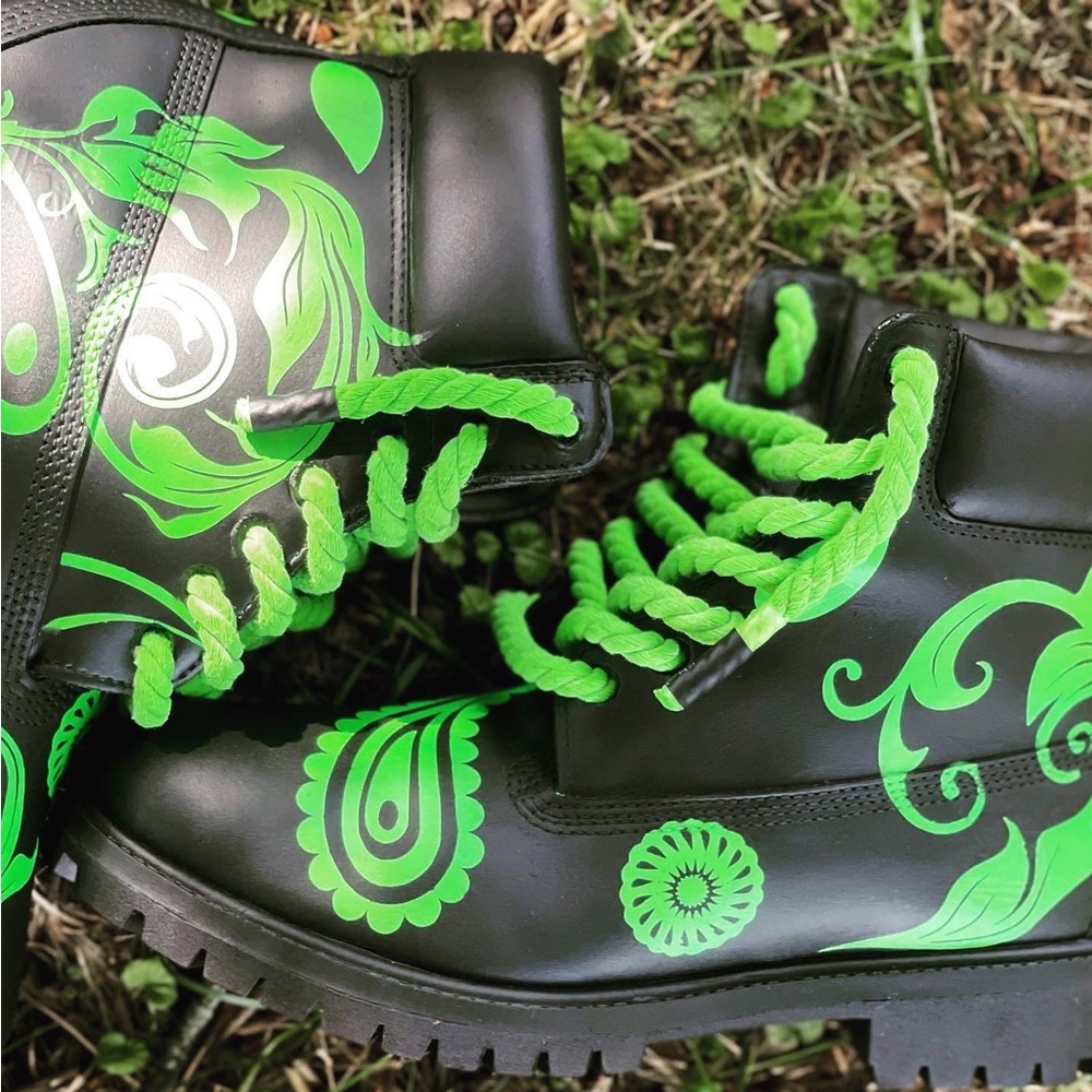 Timberland Boots - Picture 6 of 9